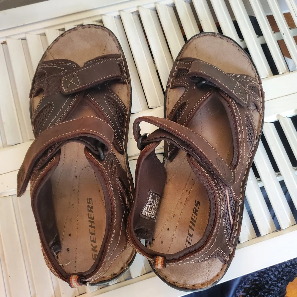 Skechers Men's Brown Leather Strap Sandals, Size 10